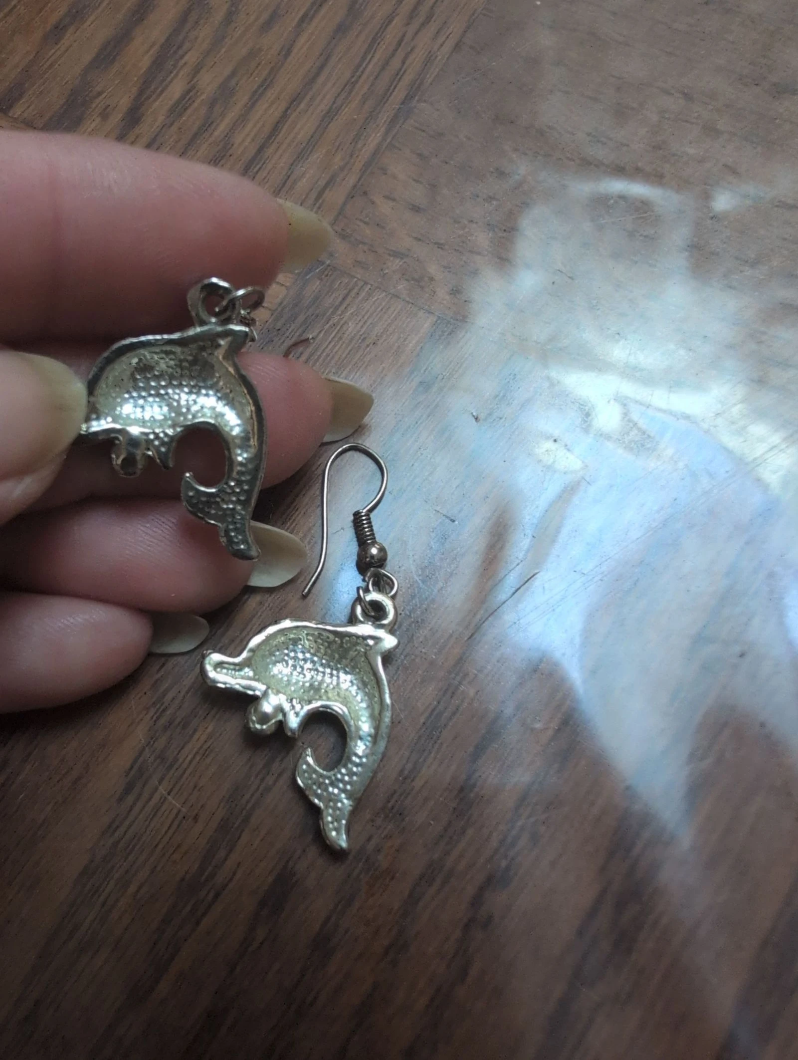 Pendientes de diseño en forma de delfín amarillo – photo 3